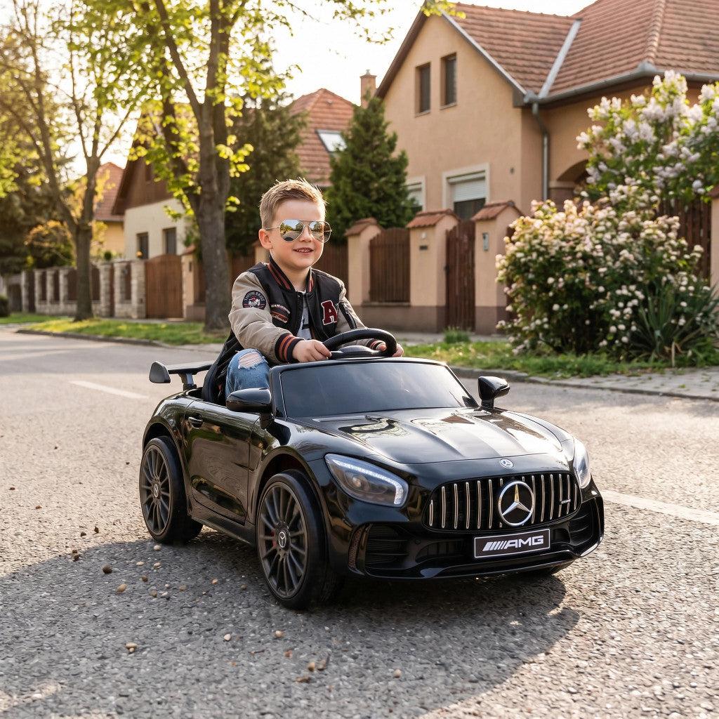 LEA-M-AMG-GTR-FEK - LEA-M-AMG-GTR-FEK_altpic_1.jpg Másodlagos kép